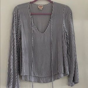 Cropped blue/white stripe blouse